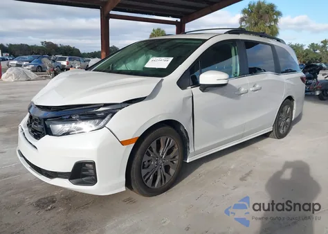 2026 Honda Odyssey Touring z USA, uszkodzony, nr VIN 5FNRL6H84TB023394